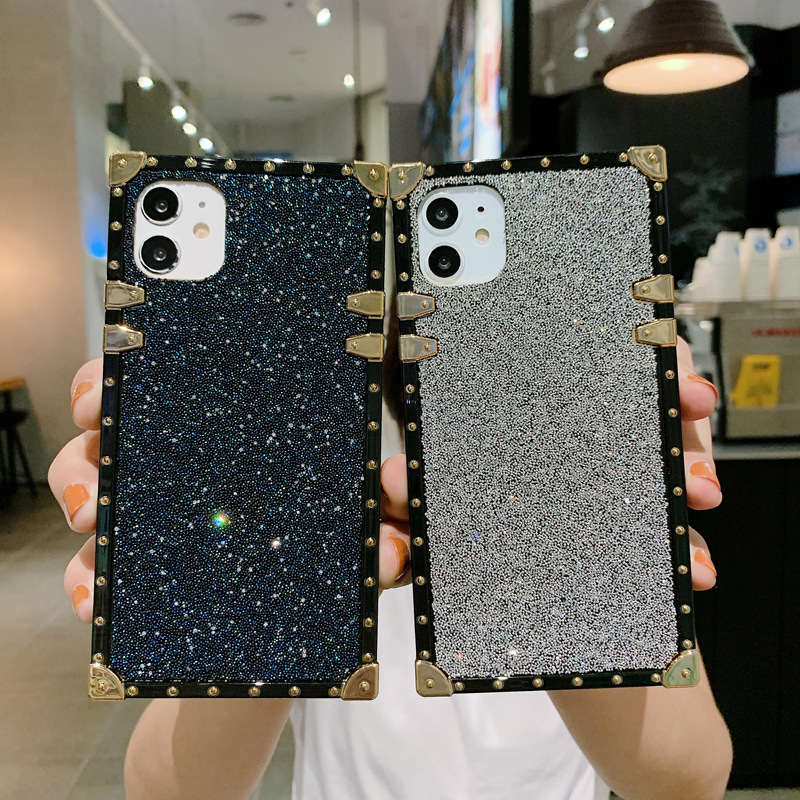 YEZHOU designer phone case for Samsung S20 S20U note 10 20 S21 Ultra A13 A23 A33 A53 A73 A32 4G 5G protective shell, Silver
YEZHOU designer phone case for Samsung S20 S20U note 10 20 S21 Ultra A13 A23 A33 A53 A73 A32 4G 5G protective shell, Silver