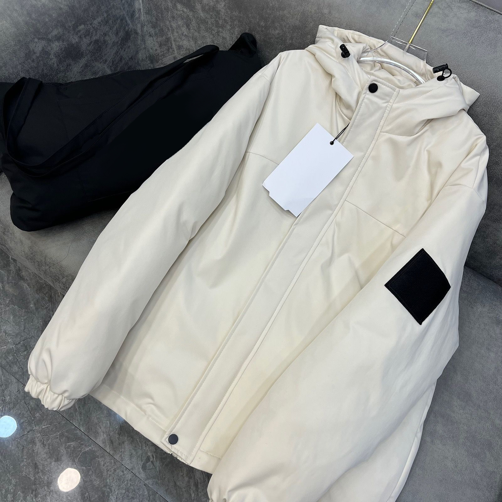 Mens jackets puffer thich north long sleeve hooded causal outwear coats men jacket top fashion style face
Mens jackets puffer thich north long sleeve hooded causal outwear coats men jacket top fashion style face