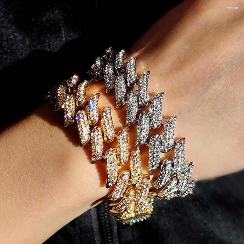 Link Bracelets Iced Out Bling Thorns Cuban Chain Men's Bracelet Hip Hop 3 Row Rhinestone For Man Punk Trendy Jewelry Gifts
Link Bracelets Iced Out Bling Thorns Cuban Chain Men's Bracelet Hip Hop 3 Row Rhinestone For Man Punk Trendy Jewelry Gifts