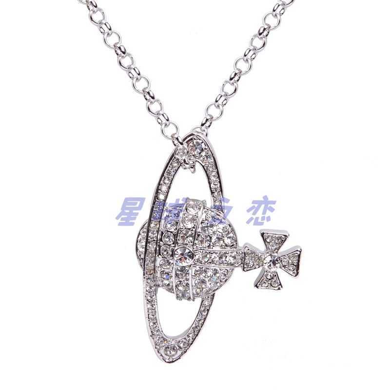 Designer viviai necklace Western Empress filled Saturn Oblique Necklace Shining Charm Clavicle Chain
Designer viviai necklace Western Empress filled Saturn Oblique Necklace Shining Charm Clavicle Chain