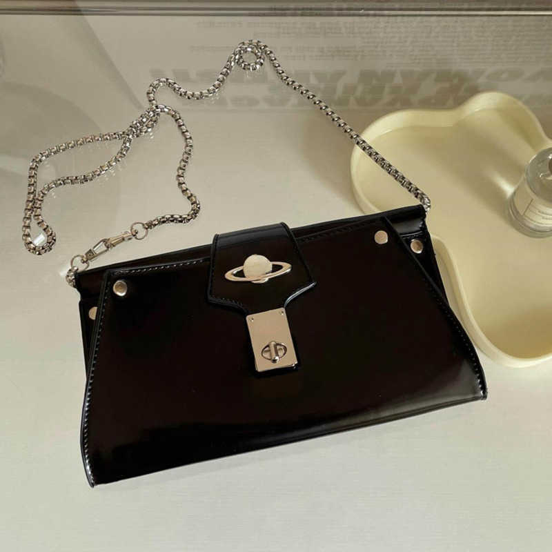 Luxury chain shoulder bag women Saturn splicing crossbody bags vivi designer messengerbag fashion handbag lady square flip purse, Black
Luxury chain shoulder bag women Saturn splicing crossbody bags vivi designer messengerbag fashion handbag lady square flip purse, Black