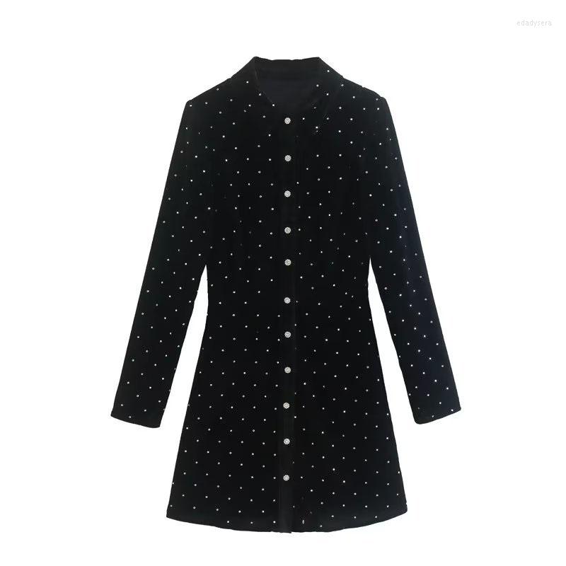 Casual Dresses ZATRHMBM Women 2022 Autumn Fashion Faux Gem Buttons Velvet Mini Dress Vintage Long Sleeves Elegant Female Vestidos Mujer, Black
Casual Dresses ZATRHMBM Women 2022 Autumn Fashion Faux Gem Buttons Velvet Mini Dress Vintage Long Sleeves Elegant Female Vestidos Mujer, Black
