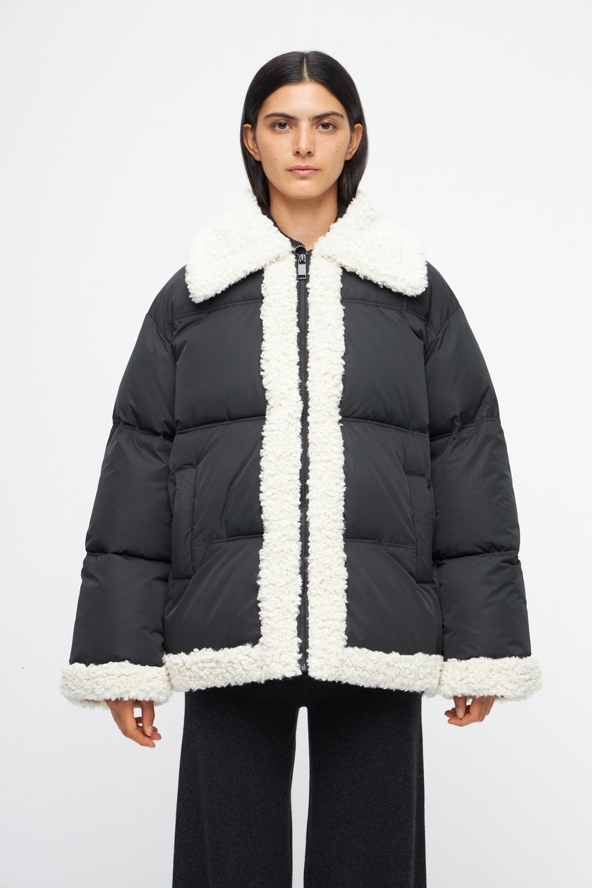 Women's Down Parkas Fashion Clothes Thick Thermal Jacket Winter Waterproof Coat The Series Lamb Wool Cotton Suit 221207, Ivory
Women's Down Parkas Fashion Clothes Thick Thermal Jacket Winter Waterproof Coat The Series Lamb Wool Cotton Suit 221207, Ivory