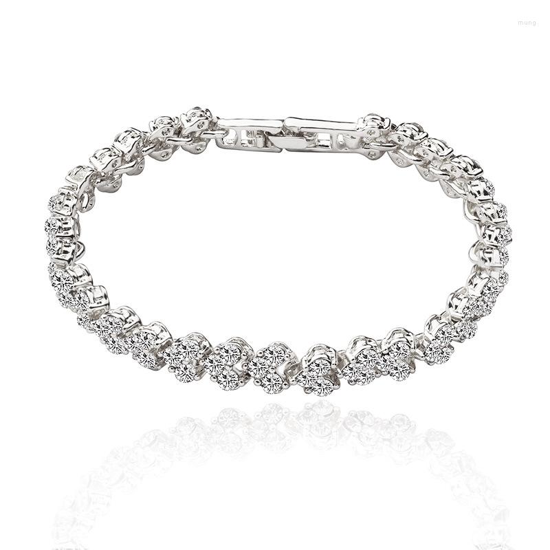 Link Bracelets Luxury Roman Crystal Bracelet For Women Fashion Heart Chain Rhinestone Bangle Wedding Bridal Jewelry Accessories Gifts
Link Bracelets Luxury Roman Crystal Bracelet For Women Fashion Heart Chain Rhinestone Bangle Wedding Bridal Jewelry Accessories Gifts