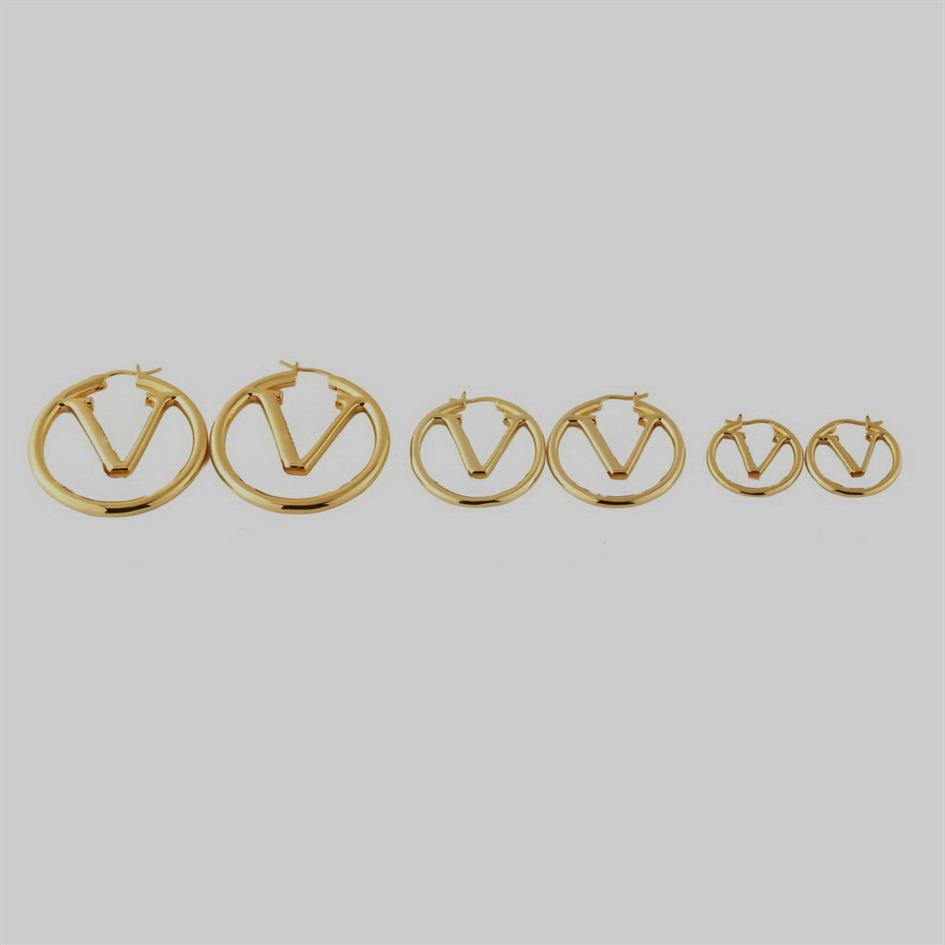Fashion Style Ear Stud Designer Brand Earrings Lady Women Gold Silver-Colour Hardware Engraved Hollow Out V Initials Hoop Earring 310s
Fashion Style Ear Stud Designer Brand Earrings Lady Women Gold Silver-Colour Hardware Engraved Hollow Out V Initials Hoop Earring 310s