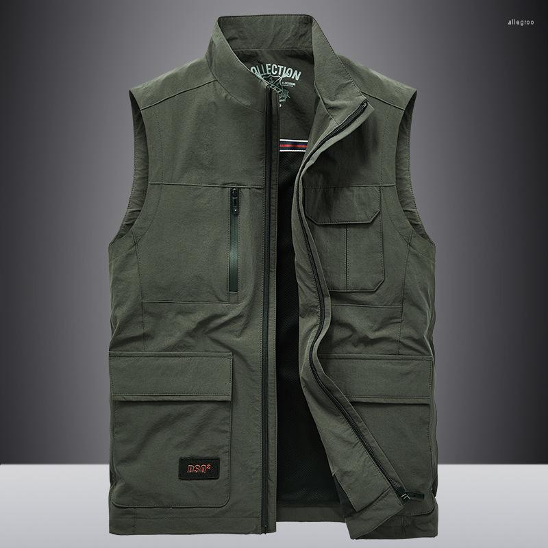 Men's Vests 2022 Autumn Men's Multi Pocket Vest Casual Sleeveless Warm Loose Waistcoat Style, Black
Men's Vests 2022 Autumn Men's Multi Pocket Vest Casual Sleeveless Warm Loose Waistcoat Style, Black