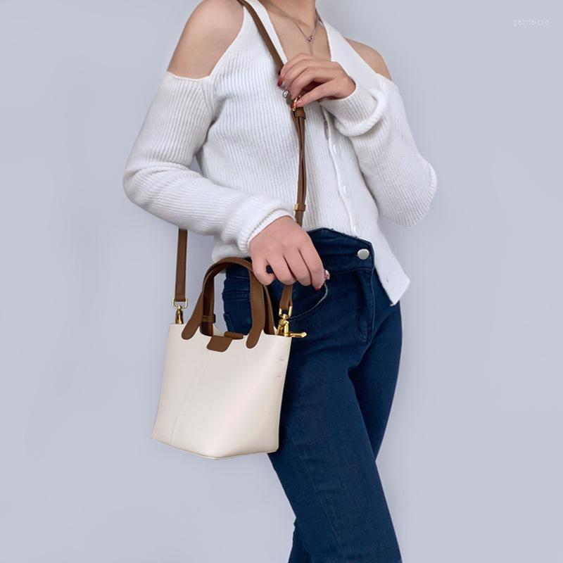 Evening Bags 2022 Fashion All-match Sewing Thread Concise Bucket Bag Shoulder Crossbody Office Daily, White
Evening Bags 2022 Fashion All-match Sewing Thread Concise Bucket Bag Shoulder Crossbody Office Daily, White