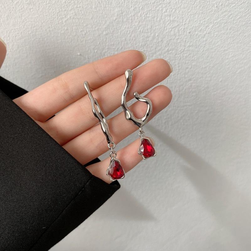 Dangle Earrings 2022 Fashion Women Jewelry Irregular Punk Metal Style For Party Birthday Gifts Pendientes De Mujer
Dangle Earrings 2022 Fashion Women Jewelry Irregular Punk Metal Style For Party Birthday Gifts Pendientes De Mujer