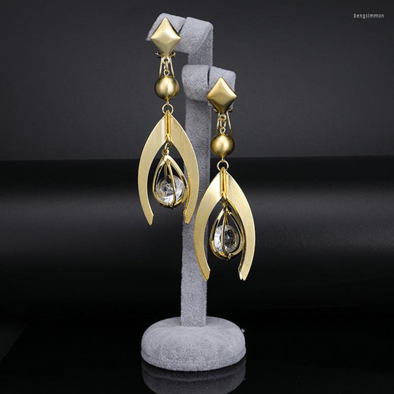 Dangle Earrings 2022 African Fashion Jewelry Big Long Drop For Women Copper Pure Gold -color Brazilian Party Wedding
Dangle Earrings 2022 African Fashion Jewelry Big Long Drop For Women Copper Pure Gold -color Brazilian Party Wedding