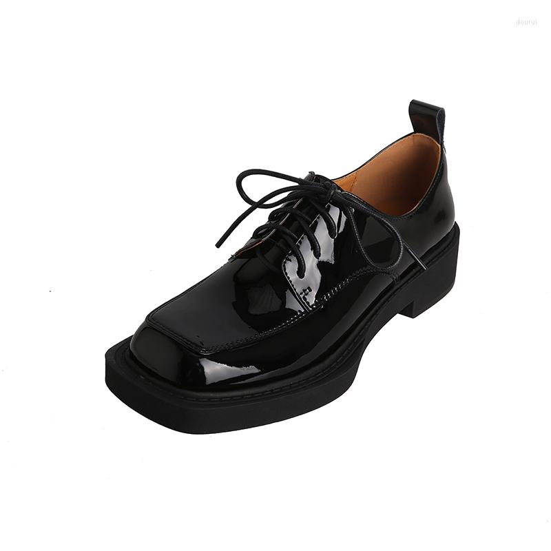 Dress Shoes Spring And Autumn French Retro Ladies Oxford Derby Inside Outside Full Leather Handmade, Black patent leather
Dress Shoes Spring And Autumn French Retro Ladies Oxford Derby Inside Outside Full Leather Handmade, Black patent leather