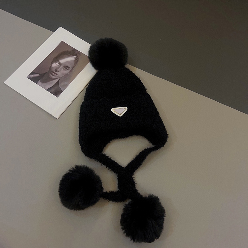 Designers Hats luxurys beanie bonnet Cycling windshield cap Hairball design temperament hundred take warm hats fashion casual style hat very good, White
Designers Hats luxurys beanie bonnet Cycling windshield cap Hairball design temperament hundred take warm hats fashion casual style hat very good, White
