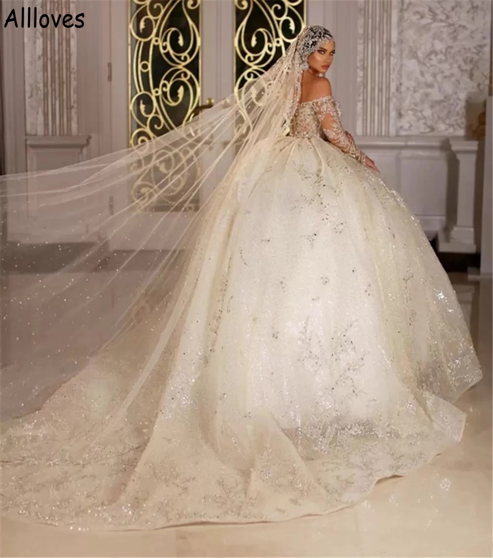 Arabia Morrankan Princess Dubai Ball Gown Wedding Dresses Sexy Off The Shoulder Long Sleeves Formal Bridal Gowns Crystals Sequined Vestidos De Novia V