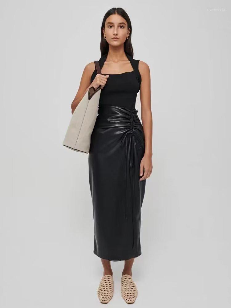 Skirts Autumn High Waist Side Split Ruched PU Skirt 2022 Women Fashion Drawstring Zipper Black Long Casual Streetwear
Skirts Autumn High Waist Side Split Ruched PU Skirt 2022 Women Fashion Drawstring Zipper Black Long Casual Streetwear