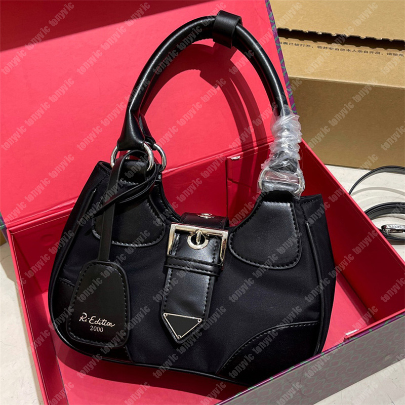 Designer Nylon Shoulder Bag For Woman Luxury Handbags Moon Hobo Shoulder Bags Black Silver Buckle P Mini Handbags
Designer Nylon Shoulder Bag For Woman Luxury Handbags Moon Hobo Shoulder Bags Black Silver Buckle P Mini Handbags
