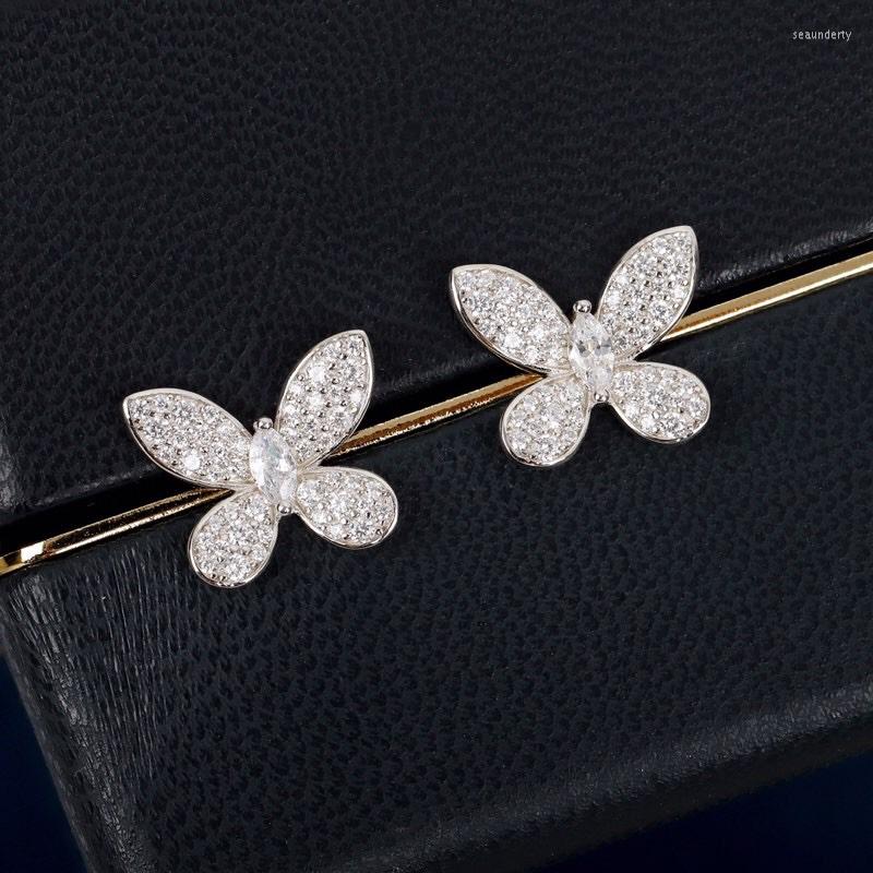 Stud Earrings High Quality Designer Horse Eyes Stone Signed Logo Butterfly Wing Zircon Letter For Women Girls
Stud Earrings High Quality Designer Horse Eyes Stone Signed Logo Butterfly Wing Zircon Letter For Women Girls