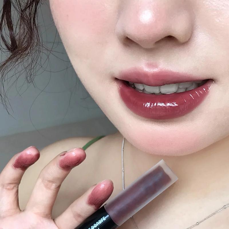 Lip Gloss 2 In 1 Double Head Mirror Transparent Glass Glaze Chocolate Brown Velvet Matte Liquid Lipstick Waterproof Lasting Makeup, 03
Lip Gloss 2 In 1 Double Head Mirror Transparent Glass Glaze Chocolate Brown Velvet Matte Liquid Lipstick Waterproof Lasting Makeup, 03