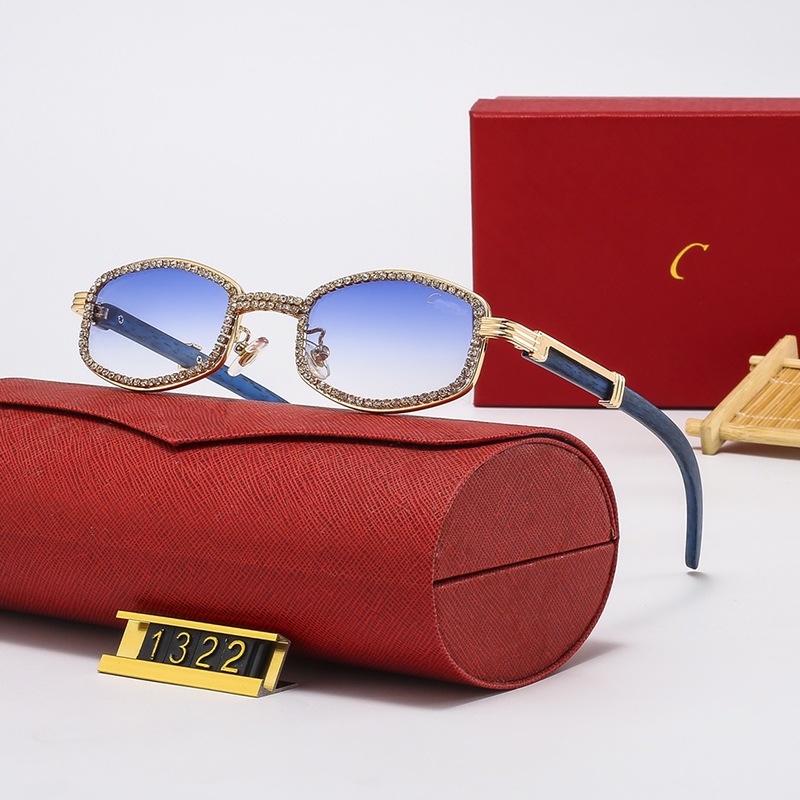 Designers sunglasses luxurys glasses sunglasses with diamonds design driving travel Sandy Beach sun glassess versatile fashion Casual style very nice
Designers sunglasses luxurys glasses sunglasses with diamonds design driving travel Sandy Beach sun glassess versatile fashion Casual style very nice