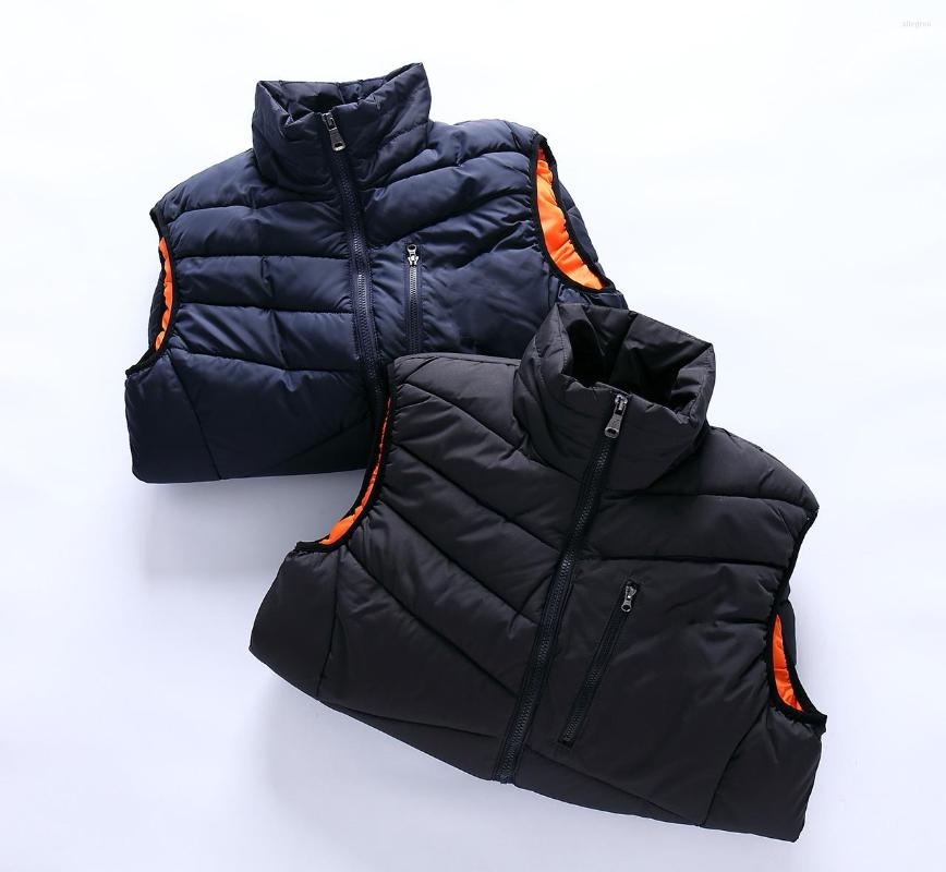 Men' Vests Warm Autumn And Winter Malaysian Vest Men' Casual Thin Sleeveless Waterproof Jacket
Men' Vests Warm Autumn And Winter Malaysian Vest Men' Casual Thin Sleeveless Waterproof Jacket