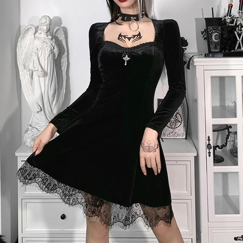Casual Dresses Velvet Romantic Gothic Vintage Black Mini Women Lace A Line High Waist Clothes Pleated Sexy Party Dress Vestidos
Casual Dresses Velvet Romantic Gothic Vintage Black Mini Women Lace A Line High Waist Clothes Pleated Sexy Party Dress Vestidos