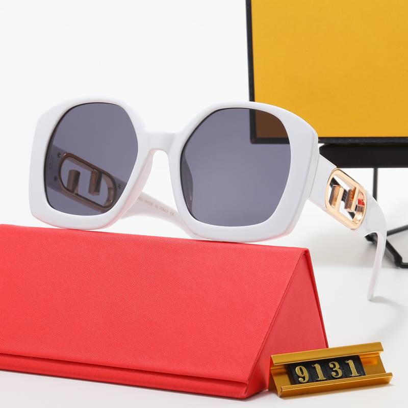 Summer Driving Sunglasses Women Mens Beach New Designer Sun Glasses Outdoor Glasses Womens Street Fashion Adumbral Eyewear D2212082F
Summer Driving Sunglasses Women Mens Beach New Designer Sun Glasses Outdoor Glasses Womens Street Fashion Adumbral Eyewear D2212082F