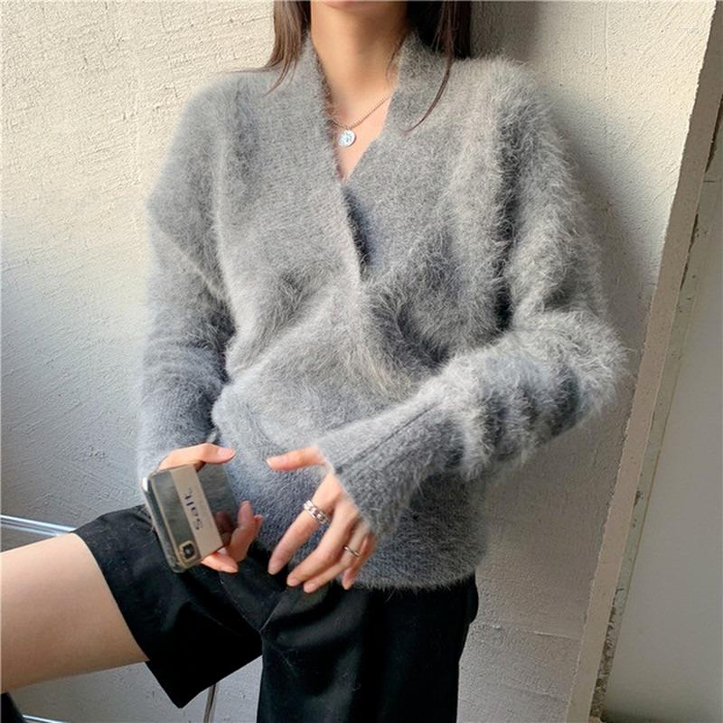 Women's Sweaters Autumn Winter 2022 White Long-sleeve Knitting Jumper Female Fall Soft Pullover Ladies Woman V-neck Mink Cashmere Sweater, Gray
Women's Sweaters Autumn Winter 2022 White Long-sleeve Knitting Jumper Female Fall Soft Pullover Ladies Woman V-neck Mink Cashmere Sweater, Gray