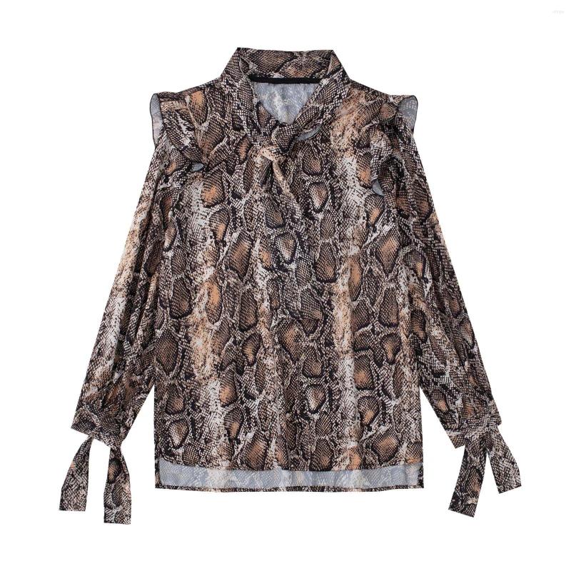 Women's Blouses 2022 Women Fashion Imitation Snakeskin Shirts Vintage With Printing Embroidery Long Sleeve Button-up Female Blusas Chic, 01
Women's Blouses 2022 Women Fashion Imitation Snakeskin Shirts Vintage With Printing Embroidery Long Sleeve Button-up Female Blusas Chic, 01