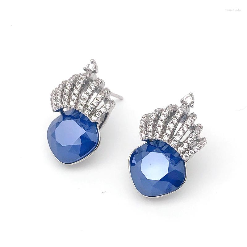 Stud Earrings Trending Jewelry 2022 Crown Design With Austrian Crystal For Girls Party Women Earings Bijoux Christmas Gift
Stud Earrings Trending Jewelry 2022 Crown Design With Austrian Crystal For Girls Party Women Earings Bijoux Christmas Gift