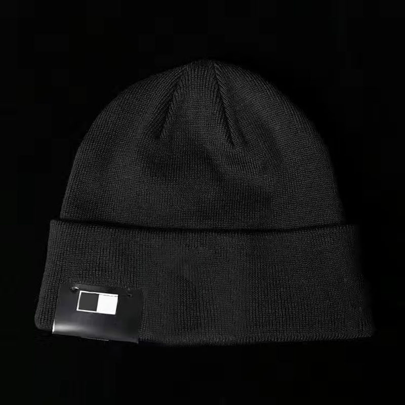 Luxury Knitted Hat Brand Designer Beanie Cap Men Women Autumn Winter Wool Skull Caps Casual Fitted Fashion, Color 5
Luxury Knitted Hat Brand Designer Beanie Cap Men Women Autumn Winter Wool Skull Caps Casual Fitted Fashion, Color 5