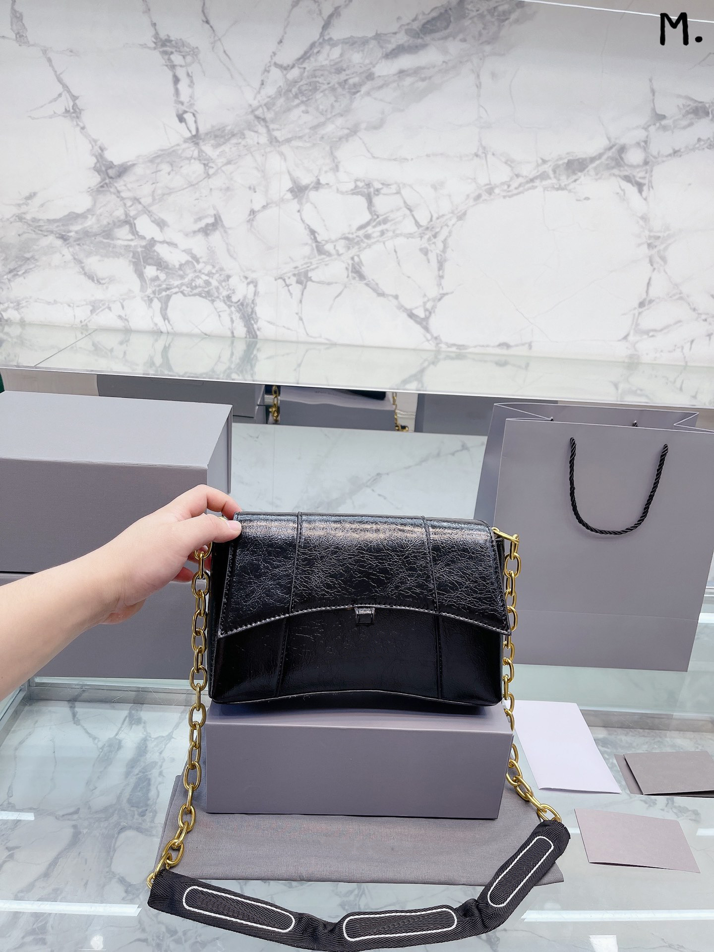 2023 Designers Bags Hourglass Bag Upgrade Crush Bags Newfor Crossbody Shoulder Tote Clutch Handbags Flap Chain Luxury Women Backpack Handbag, #4
2023 Designers Bags Hourglass Bag Upgrade Crush Bags Newfor Crossbody Shoulder Tote Clutch Handbags Flap Chain Luxury Women Backpack Handbag, #4