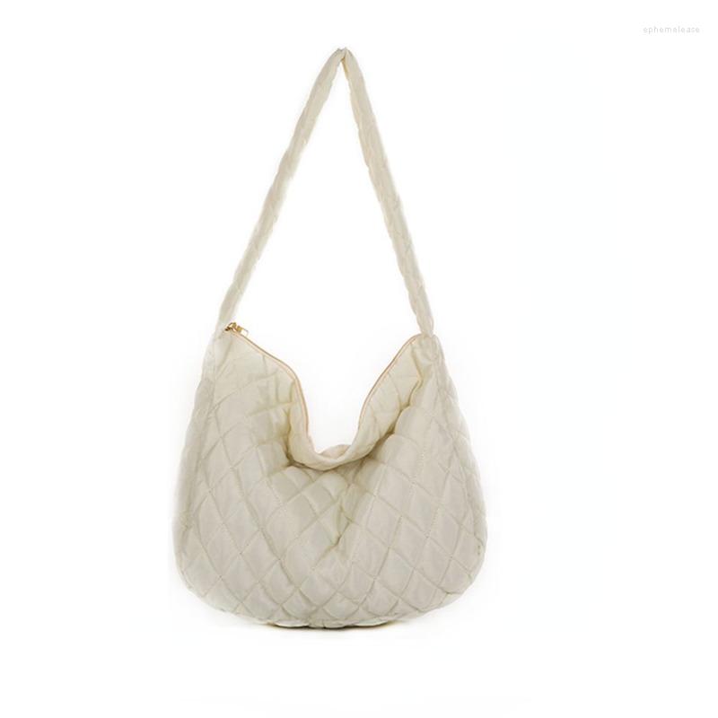 Evening Bags Women Puffy Handbag Winter Quilted Tote Bag Plaid Shoulder Lightweight Warm Large Capacity Cotton Padded Underarm, Picture shown
Evening Bags Women Puffy Handbag Winter Quilted Tote Bag Plaid Shoulder Lightweight Warm Large Capacity Cotton Padded Underarm, Picture shown