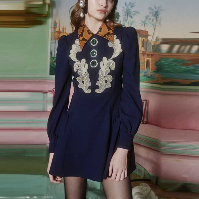 Casual Dresses 2022 Autumn Dress Fashion Designer Runway Black Dark Blue Embroidery Button High Quality Elegant Slim
Casual Dresses 2022 Autumn Dress Fashion Designer Runway Black Dark Blue Embroidery Button High Quality Elegant Slim