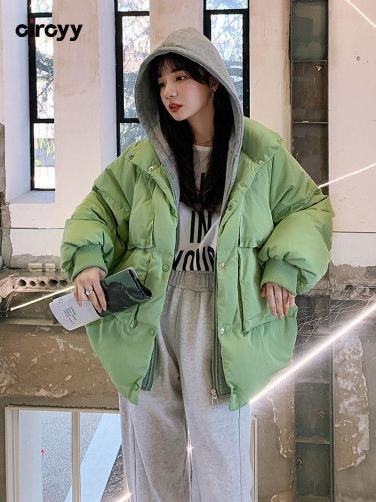 Women's Down Parkas Winter Jacket Women Coat Fake Two Hooded Green Loose Thick Warm Parka Puffer Black Casual Fashion Female Patchwork Clothing 221207
Women's Down Parkas Winter Jacket Women Coat Fake Two Hooded Green Loose Thick Warm Parka Puffer Black Casual Fashion Female Patchwork Clothing 221207