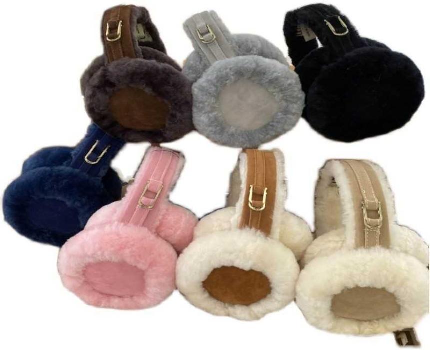 Sheepskin Fur Designer Earmuffs Metal Buckle Versatile Ear Cover Winter Ear Warmer for Women and Men7799433, As shown in figure
Sheepskin Fur Designer Earmuffs Metal Buckle Versatile Ear Cover Winter Ear Warmer for Women and Men7799433, As shown in figure