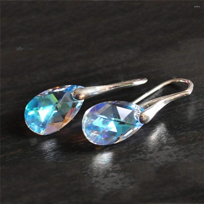 Hoop Earrings Luxury Zircon Fashion Gem Earring For Women 2022 Korean Trendy Geometric Creative Party Wedding Jewelry Gifts
Hoop Earrings Luxury Zircon Fashion Gem Earring For Women 2022 Korean Trendy Geometric Creative Party Wedding Jewelry Gifts