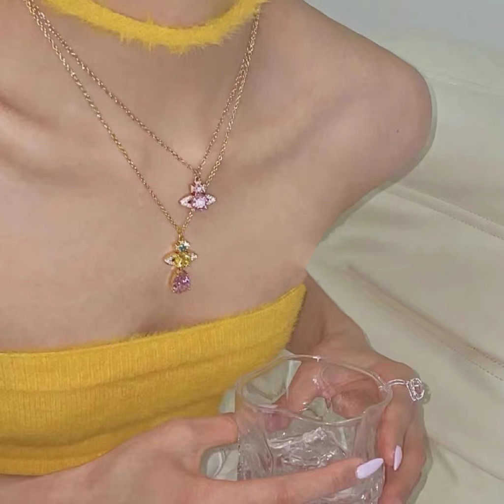 Designer vvana necklace Summer Night Evening Western Empress Light Small Diamonds Saturn Zircon Chain
Designer vvana necklace Summer Night Evening Western Empress Light Small Diamonds Saturn Zircon Chain