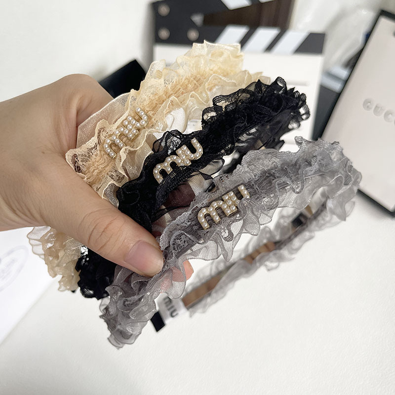 Designer's head scarf Japanese And Korean New High-end Black Lace Hair Hoop Luxury Women's Hair Band Fashionable Design Hairpin Versatile, Grey m
Designer's head scarf Japanese And Korean New High-end Black Lace Hair Hoop Luxury Women's Hair Band Fashionable Design Hairpin Versatile, Grey m