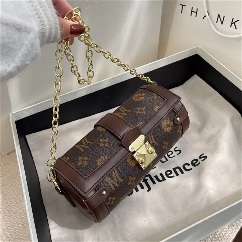 Cheap Purses 70% Off Net red cylinder bag 2022 new fashion Korean version foreign style printed single Shoulder Messenger chain pillow bag, Black
Cheap Purses 70% Off Net red cylinder bag 2022 new fashion Korean version foreign style printed single Shoulder Messenger chain pillow bag, Black