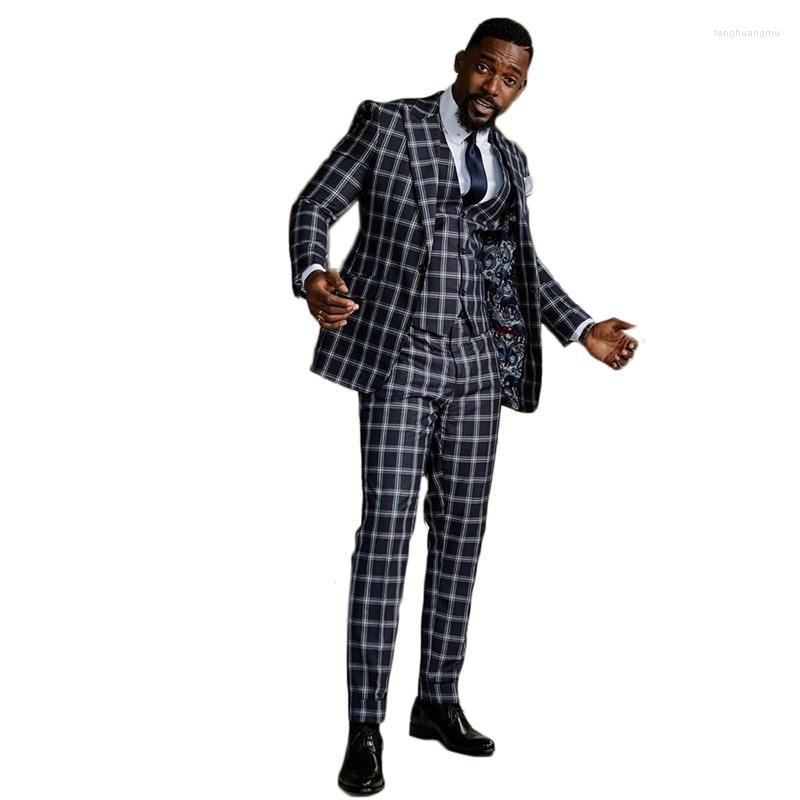 Men's Suits 3 Pieces Plaid Men Modern Designer Pattern Lining Custom Made Handsome Cotton Formal Business Coat Pant Vest, Black
Men's Suits 3 Pieces Plaid Men Modern Designer Pattern Lining Custom Made Handsome Cotton Formal Business Coat Pant Vest, Black