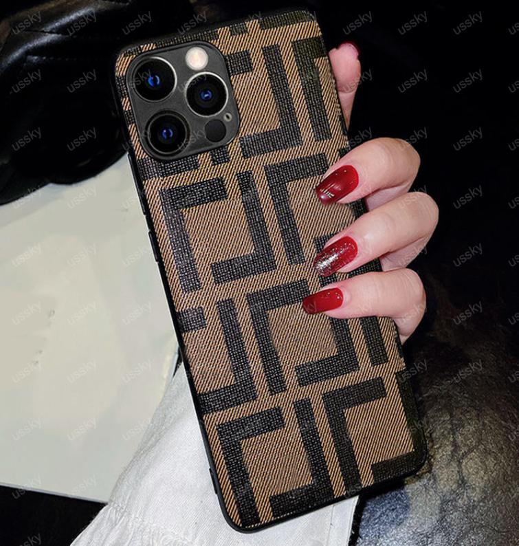 Luxurys Designers Phone Cases For IPhone 11 12 13 Pro Promax 12 Mini Xr Xxs Case Designers Ussky Letter Cover Antifall Case D2209191574, F designer
Luxurys Designers Phone Cases For IPhone 11 12 13 Pro Promax 12 Mini Xr Xxs Case Designers Ussky Letter Cover Antifall Case D2209191574, F designer
