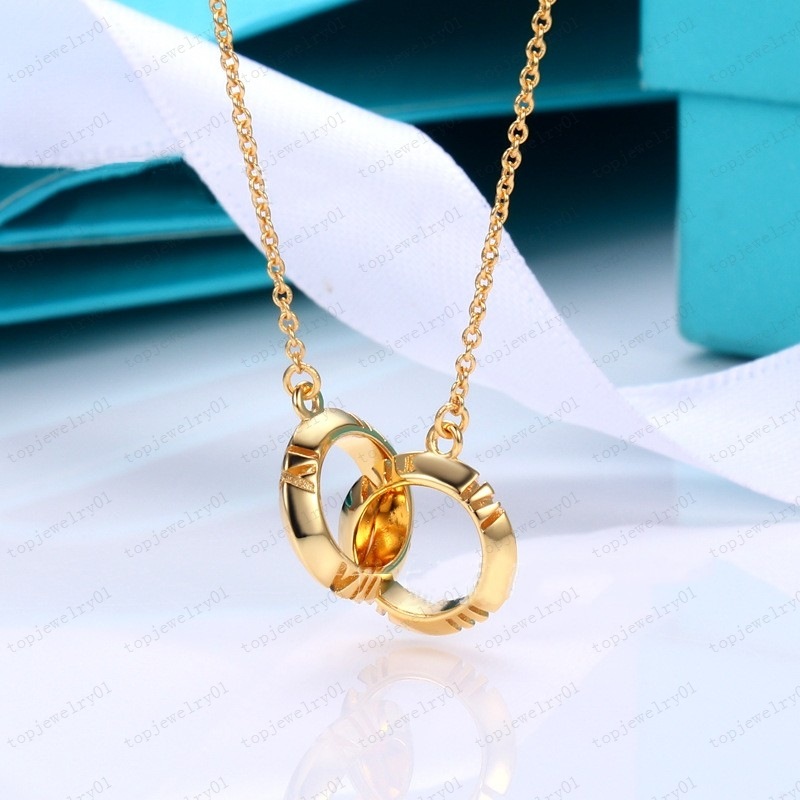 Luxury Roman numeral necklace female stainless steel couple diamond pendant designer neck jewelry Christmas gift wholesale with box
Luxury Roman numeral necklace female stainless steel couple diamond pendant designer neck jewelry Christmas gift wholesale with box