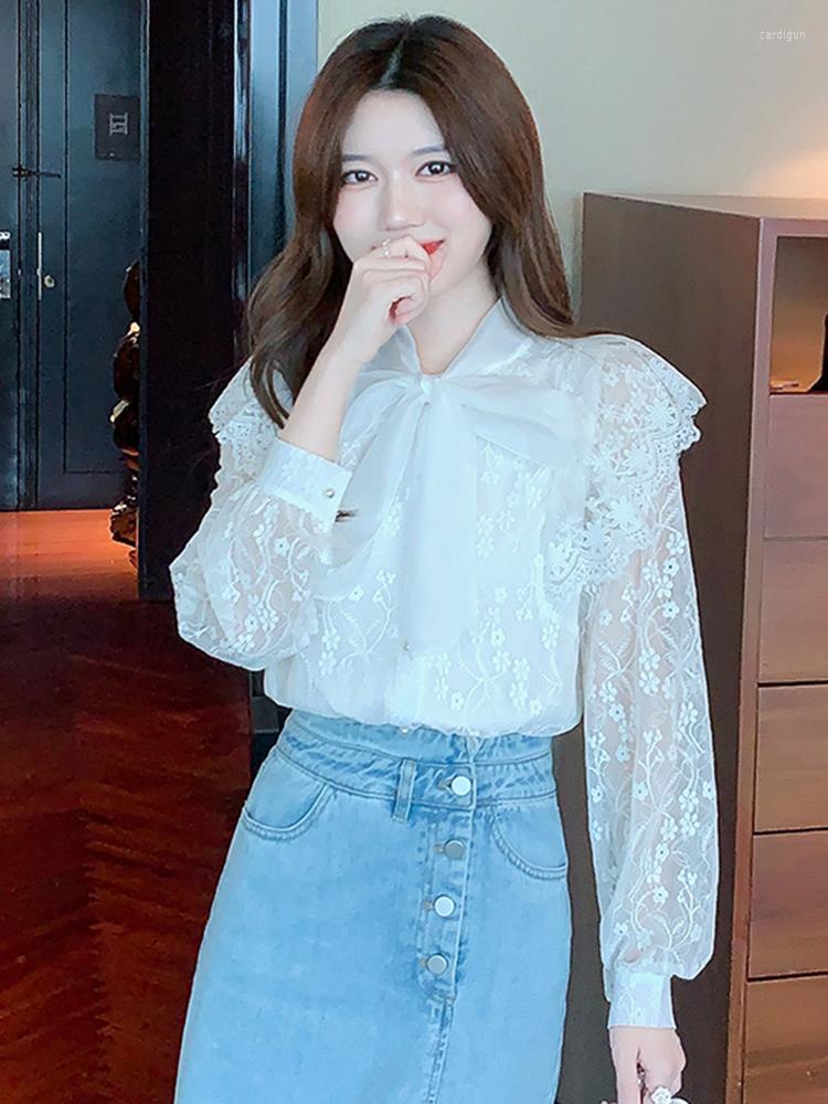 Women' Blouses Women Autumn Winter Shirt 2022 Ruffle Bow Long Sleeve White Lace French Chic Temperament Solid Color Top D2349
Women' Blouses Women Autumn Winter Shirt 2022 Ruffle Bow Long Sleeve White Lace French Chic Temperament Solid Color Top D2349
