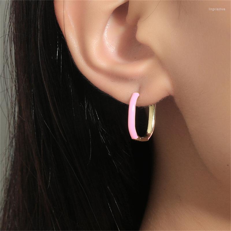 Hoop Earrings Retro Color Girly Metal U-shaped Fashion Simple Geometric Women's Party Accessories
Hoop Earrings Retro Color Girly Metal U-shaped Fashion Simple Geometric Women's Party Accessories