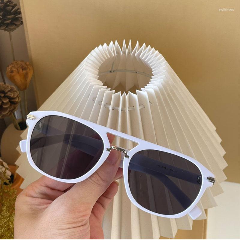 Sunglasses White Women 2022 Vintage Steampunk Brand Designer Sun Glasses Fashion Retro Eyeglasses Trending Products Gafas De Sol
Sunglasses White Women 2022 Vintage Steampunk Brand Designer Sun Glasses Fashion Retro Eyeglasses Trending Products Gafas De Sol