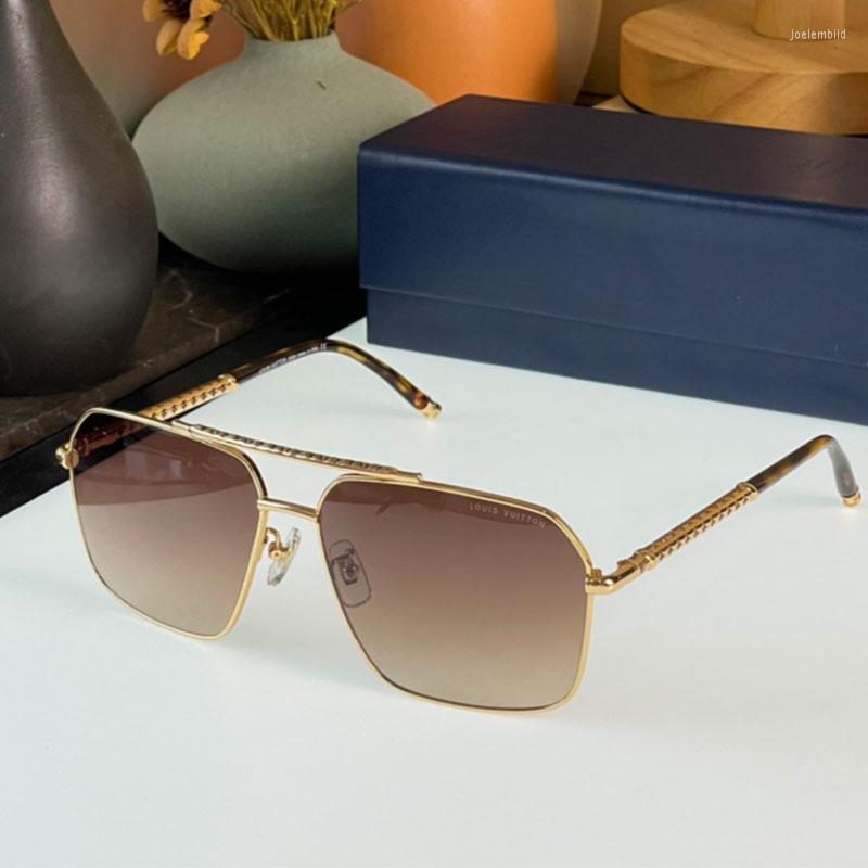 Sunglasses 2022 Vintage Fashion Temperament Driving Party Sun Glasses Designer Eyewear Summer Essential Accessories
Sunglasses 2022 Vintage Fashion Temperament Driving Party Sun Glasses Designer Eyewear Summer Essential Accessories