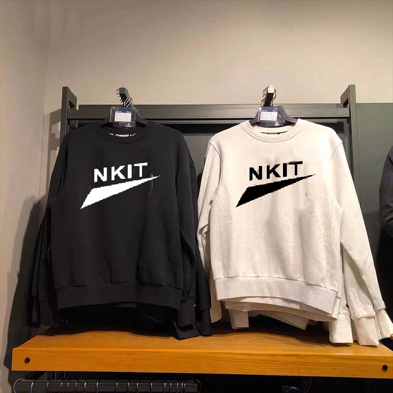 Mens and womenshoodies Leisure fashion trends Men's Hoodies men sweaters Sweatshirts couple models Pullover tech fleece Winter techfleece Sweatshirt, No 2
Mens and womenshoodies Leisure fashion trends Men's Hoodies men sweaters Sweatshirts couple models Pullover tech fleece Winter techfleece Sweatshirt, No 2