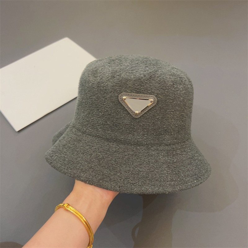 Men Designer Hats Caps High Quality Classic Letters Bucket Hats Fashion Luxury Brand Winter Warm Wool Fishierman Hat Sunhats Beanies, Black
Men Designer Hats Caps High Quality Classic Letters Bucket Hats Fashion Luxury Brand Winter Warm Wool Fishierman Hat Sunhats Beanies, Black