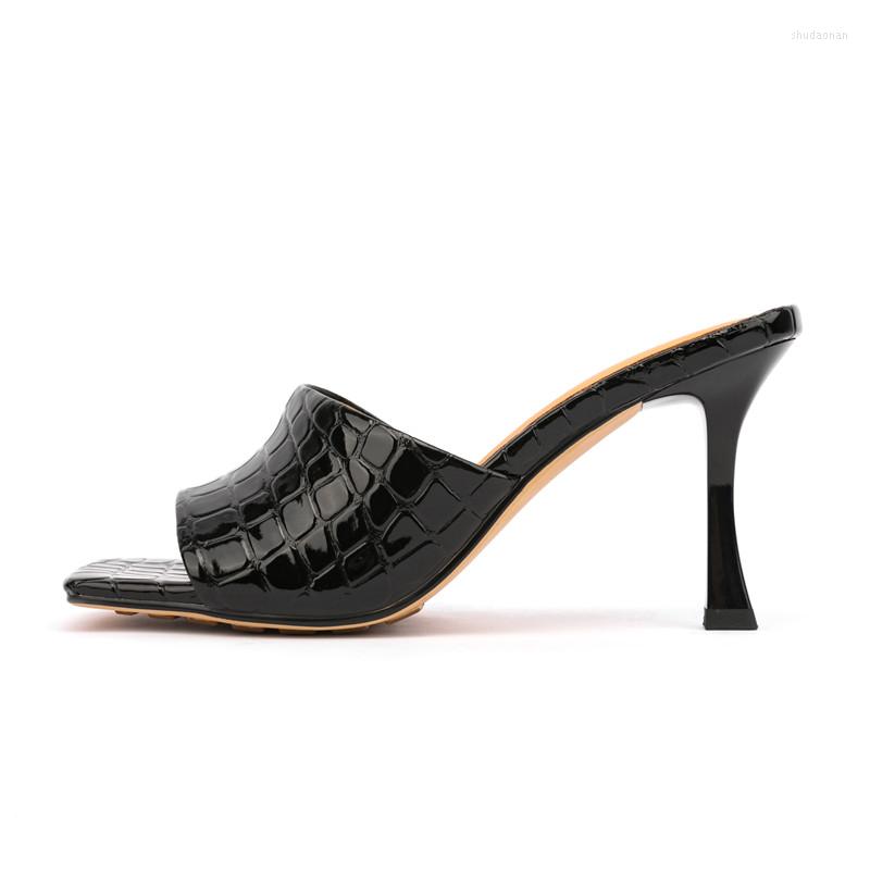 Slippers MKKHOU Fashion Sandals Women Printed Patent Leather Flat Mouth Stiletto 10cm High Heel Summer Modern, Beige
Slippers MKKHOU Fashion Sandals Women Printed Patent Leather Flat Mouth Stiletto 10cm High Heel Summer Modern, Beige