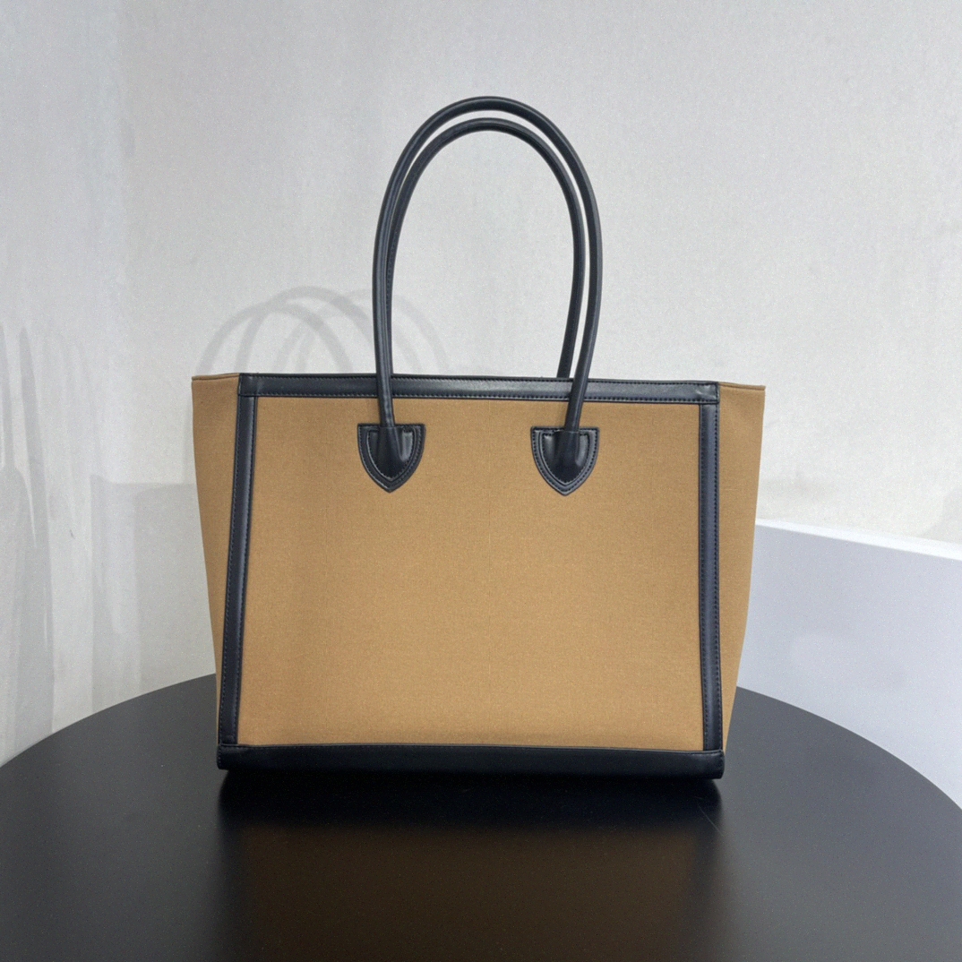 5A Canvas B-Army 42 totes womens shoulder bag with leather panels designer large big handbags 18Wh#
5A Canvas B-Army 42 totes womens shoulder bag with leather panels designer large big handbags 18Wh#