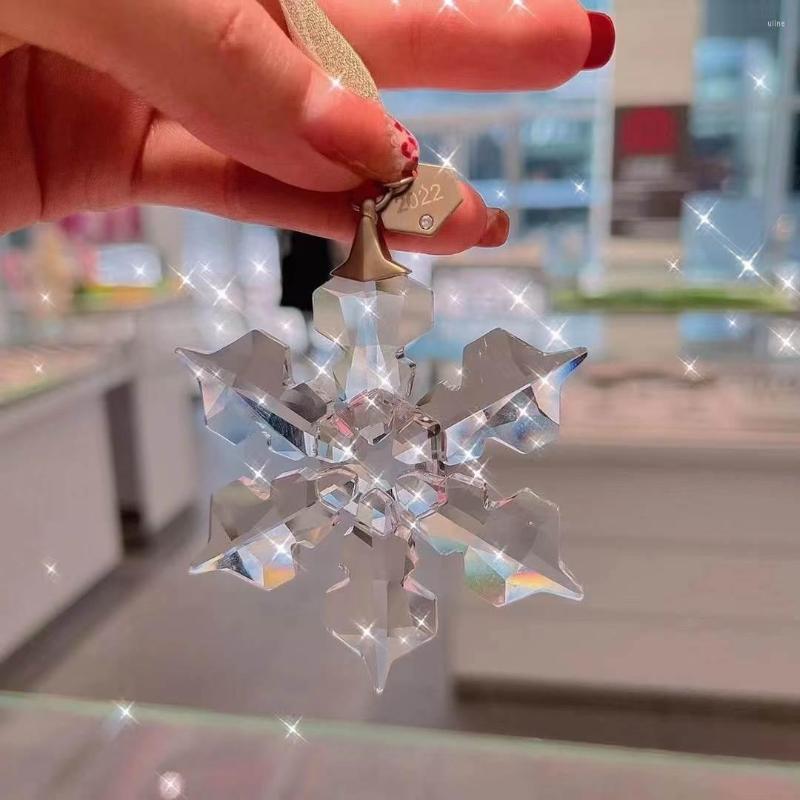 Charms 2022 Crystal Snowflake Car Pendant Transparent Christmas Gift Hanging Ornaments Star White Golden
Charms 2022 Crystal Snowflake Car Pendant Transparent Christmas Gift Hanging Ornaments Star White Golden