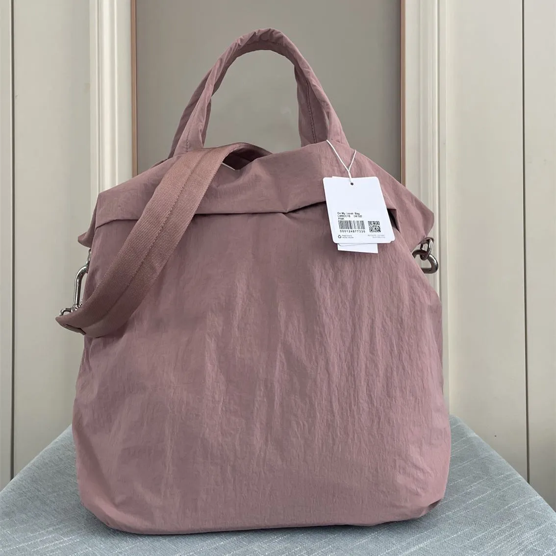 yoga handbag yoga bags female wet waterproof medium luggage bag short travel 19l quality with brand logo lulw9cc1s 
yoga handbag yoga bags female wet waterproof medium luggage bag short travel 19l quality with brand logo lulw9cc1s